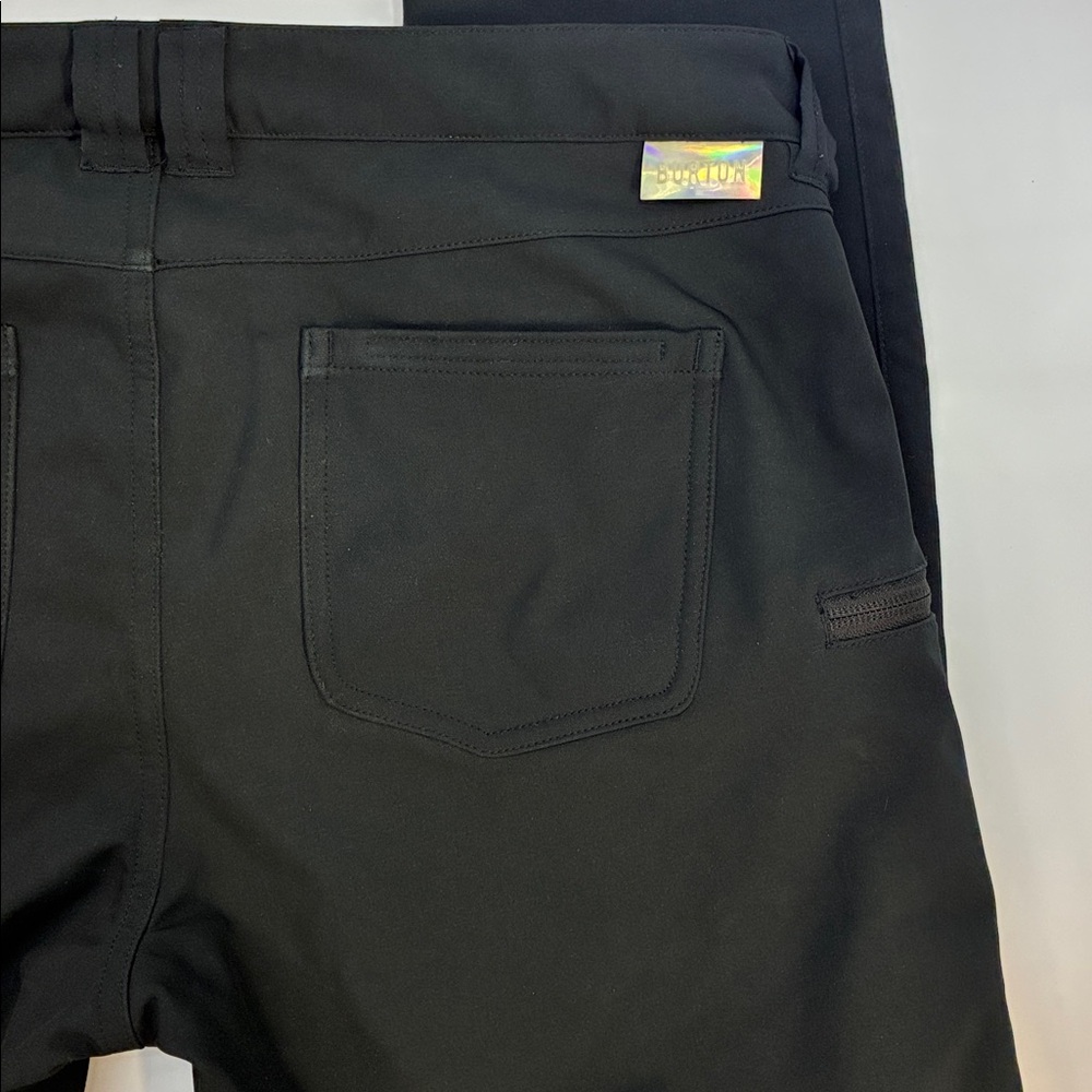 Burton Ivy Under-Boot Pant, Women’s Medium, Black. Ski/snow pant, fleece-lined - Picture 8 of 11